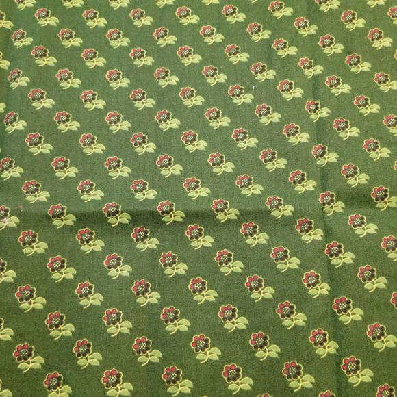 Green Floral Fabric Red Flowers Cotton Blend 25"x44" Slightly Stiff Feel - Picture 7 of 8